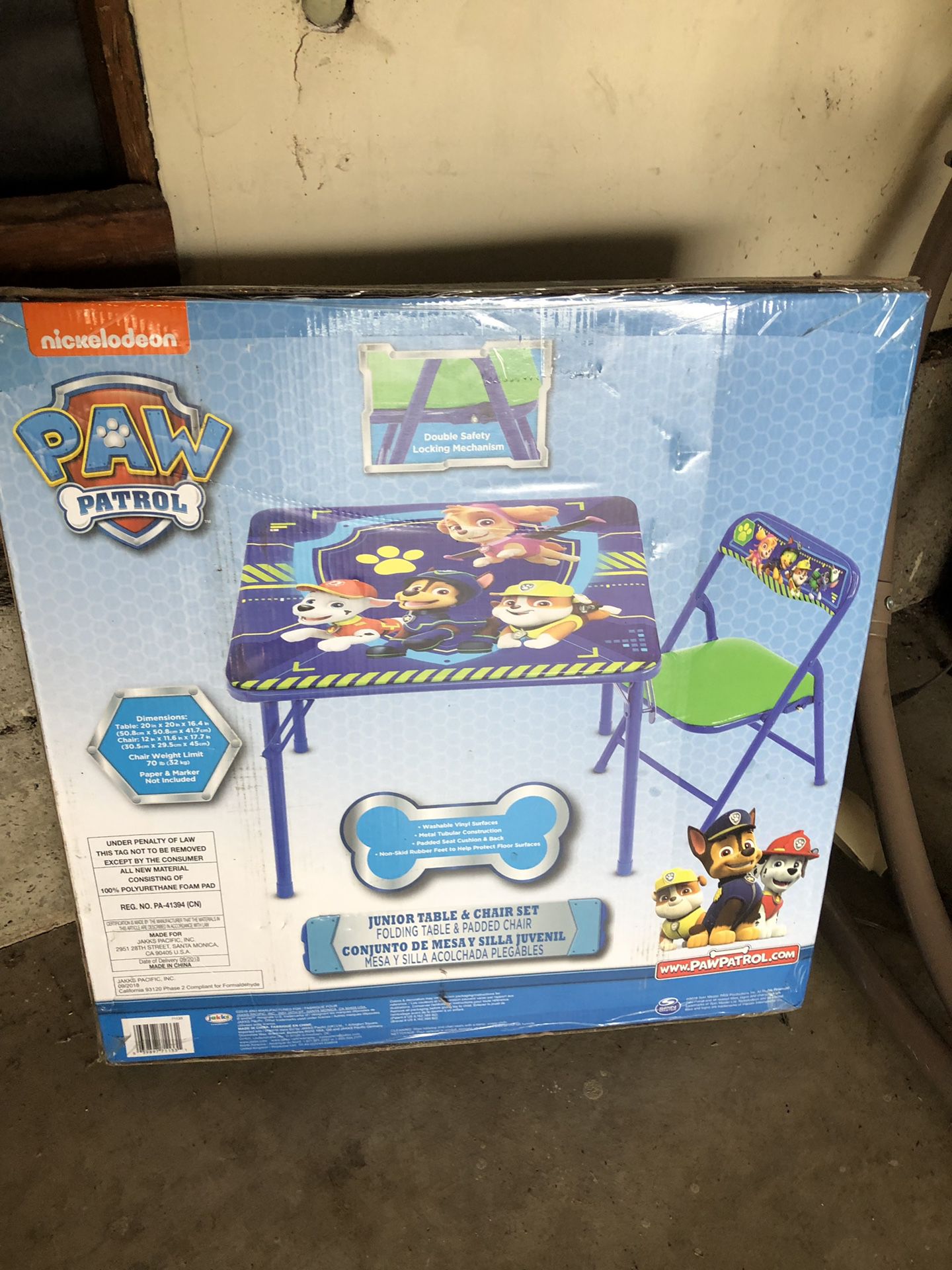 Kids paw patrol table and chair
