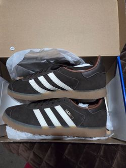 Gazelles Retro Golf Shoes