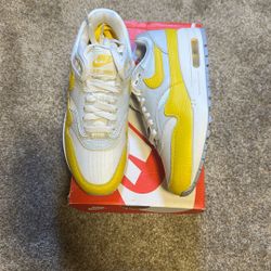 Nike AirMax 1 “Tour Yellow” Women’s Size 5.5 (4y)