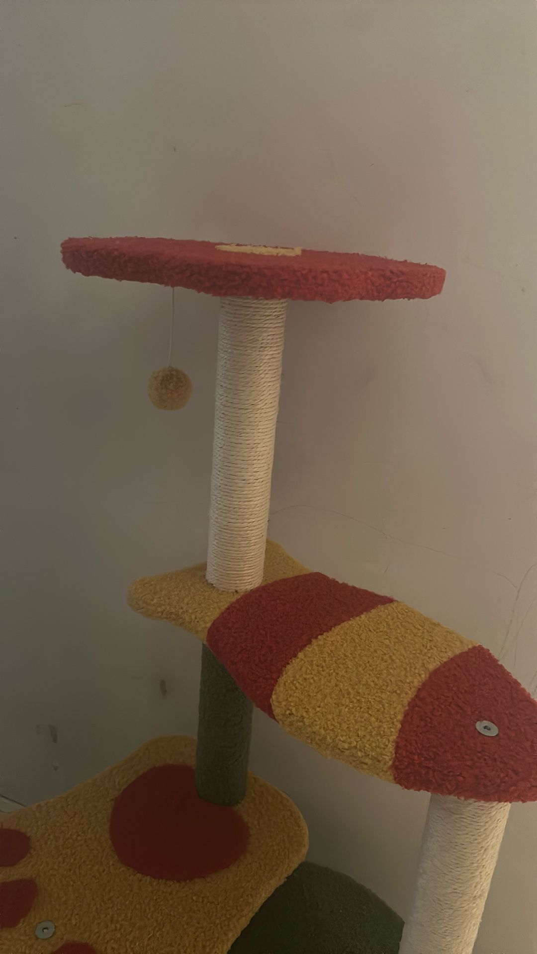 Cat Post