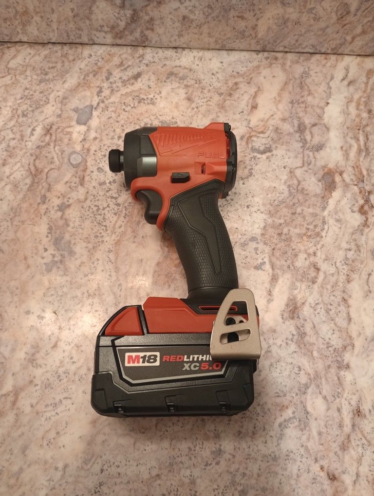 Milwaukee M18 Fuel Battery Impact