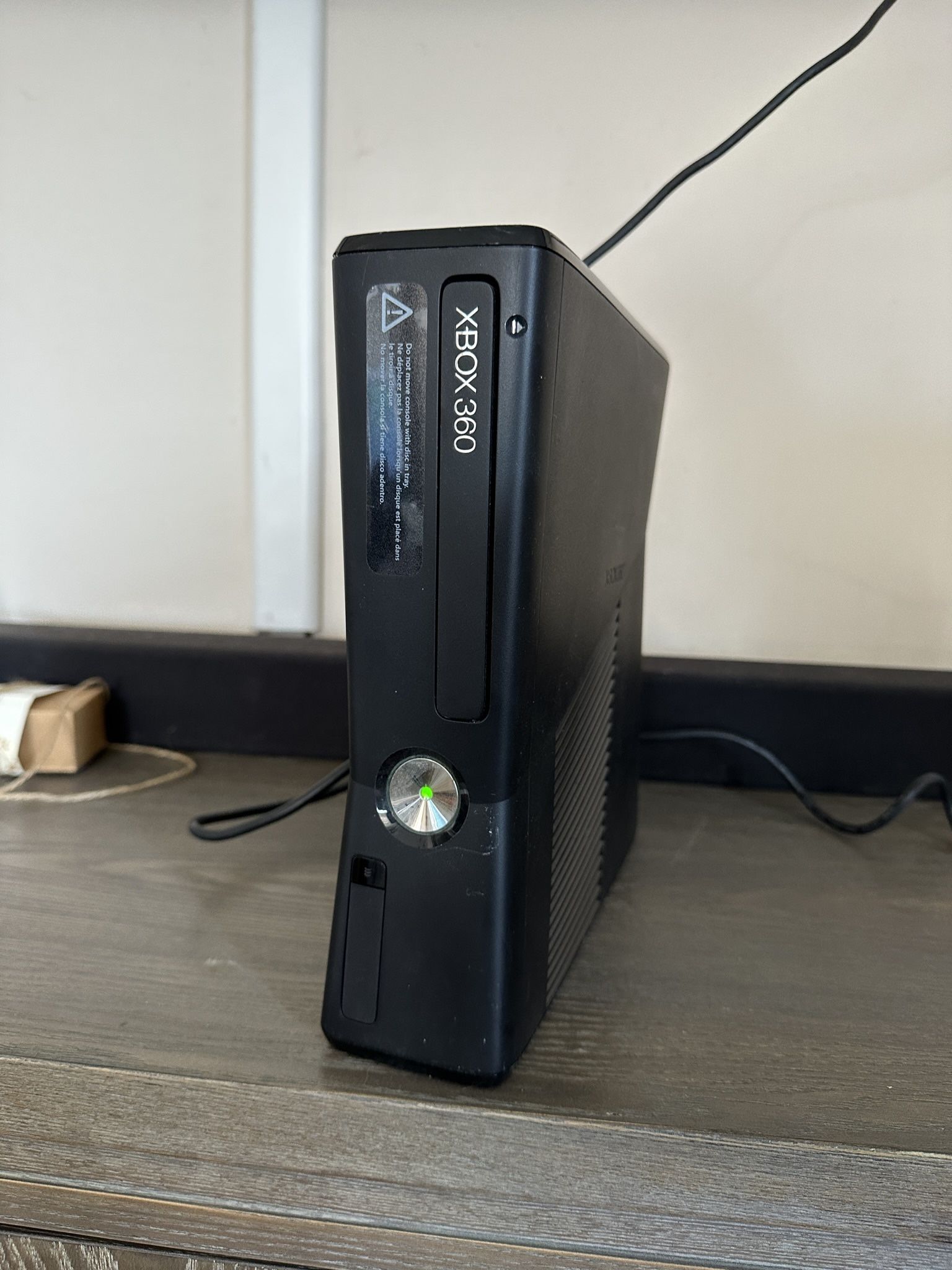 X Box 360 S Black Slim Console