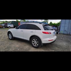 2004 Infiniti Fx35