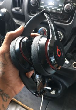 Beats Solo Wireless