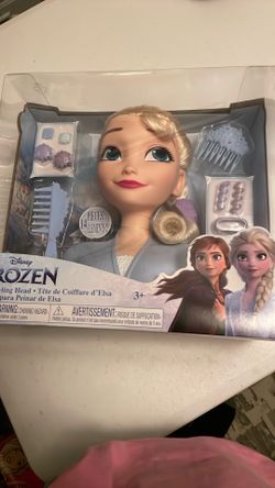 Disney Elsa Styling Head w/14 Pieces