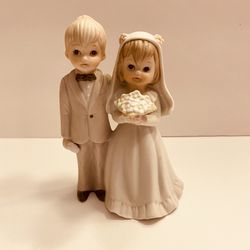 Porcelain Bride And Groom 