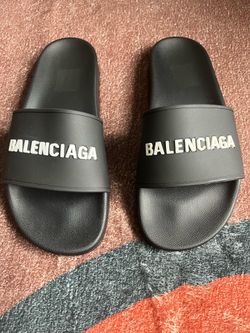Balenciaga pool slides