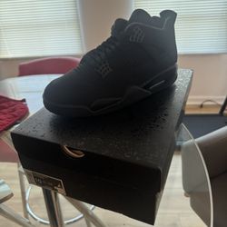 Jordan 4 Blk Cat