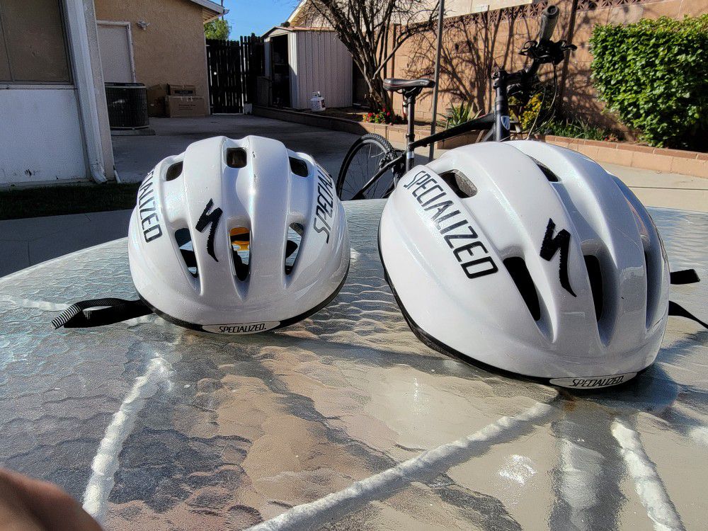 Bike helmet for adults (specialized bike helmet)