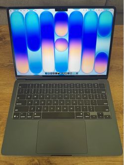 MacBook Air 2025 13” M4