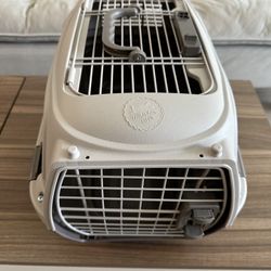 Whisker City Hard Cat Carrier