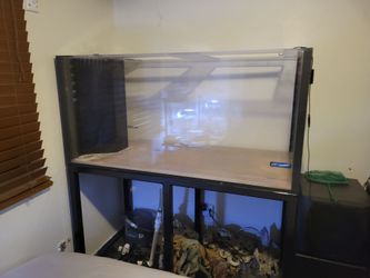 180 gallon acrylic aquarium