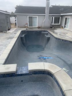 Pebble tech / plaster