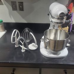 KitchenAid K5SS White Heavy Duty Series 5qt Lift Stand Mixer W Bowl Attachments