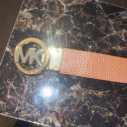 Womans Reversible Michael Kors Belt 2in1