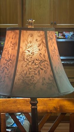 Beautiful lamp with shade new