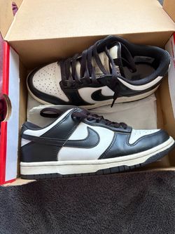 Nike panda dunks size 7 in women