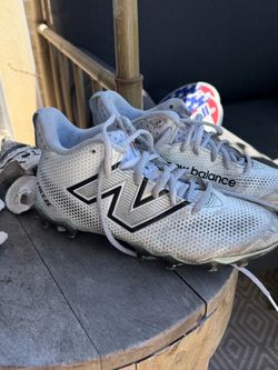 Lacrosse cleats size 4