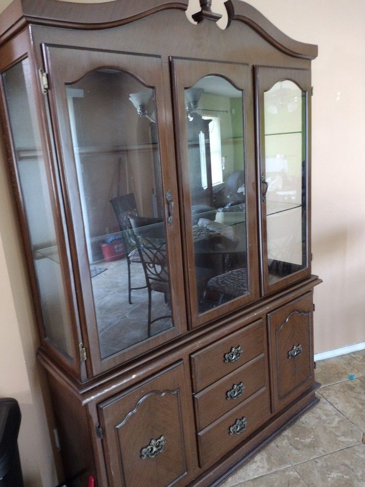 Samsung Refrigerator $900