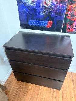 Dark Brown 3-Drawer Dresser