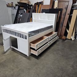 Full Captains Bed And Mattress 