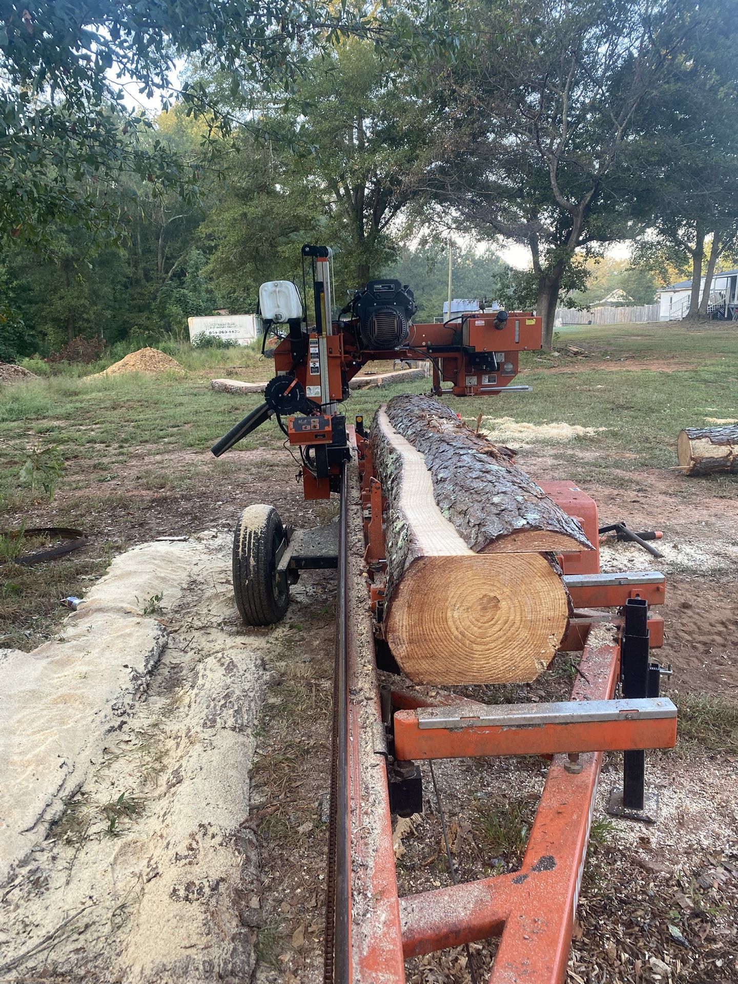 LT28 Woodmizer Portable Sawmill And Blade sharpener