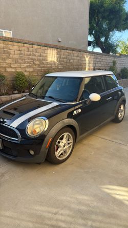 2009 mini cooper S  $1200 obo