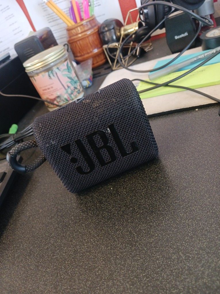 JBL Go 3