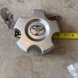 Toyota Tundra Wheel Caps