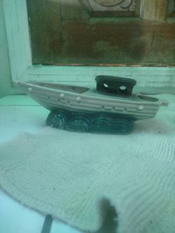 Antique Aquarium ship