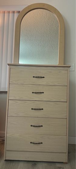 Matching Light Wood 5-Drawer Chest with Mirror