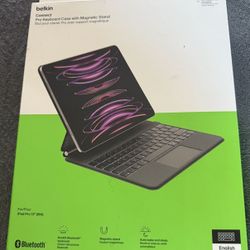 Ipad Pro 13inch M4 Magic keyboard 