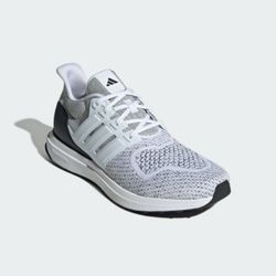 adidas men Ultradream DNA Shoes . Cloud White / Core Black/ Cloud White 