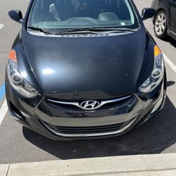 2012 Hyundai Elantra