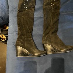 Stuart Weizmann Suede Boots