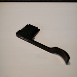JJC Metal Thumbs Up Grip for Ricoh GR III Series