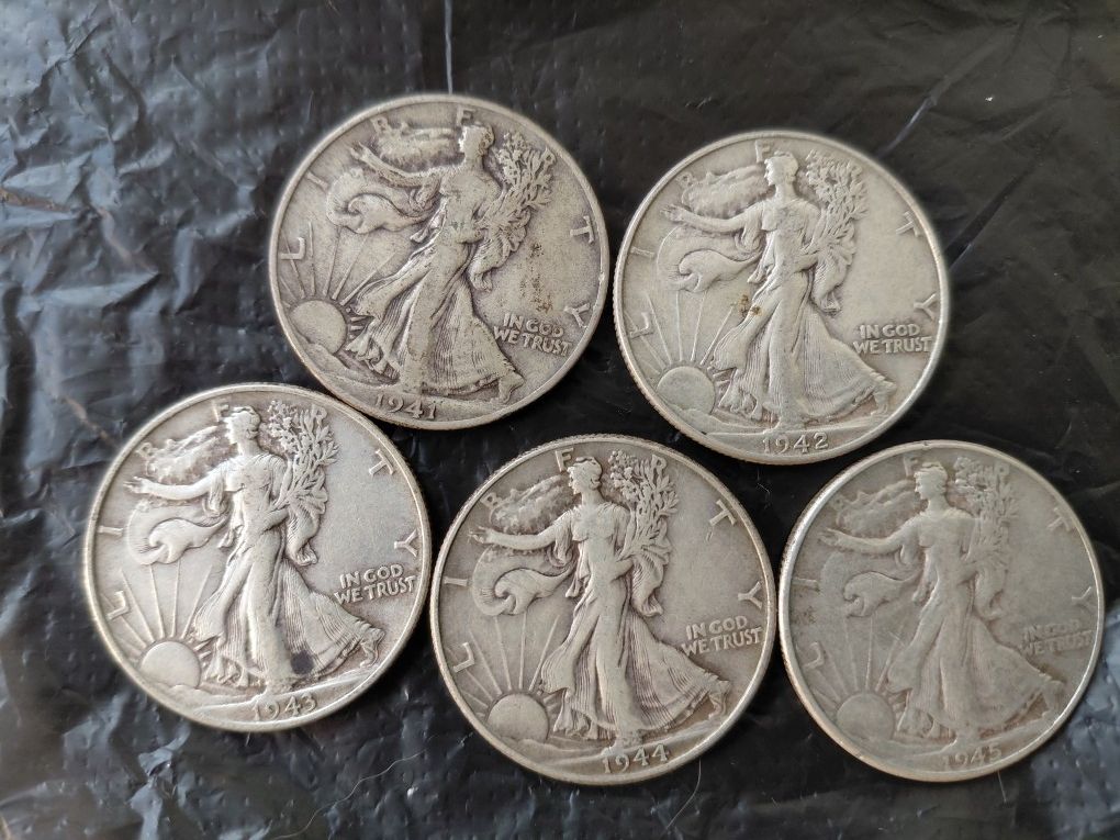 SILVER HALF DOLLARS - WALKING LIBERTY $100