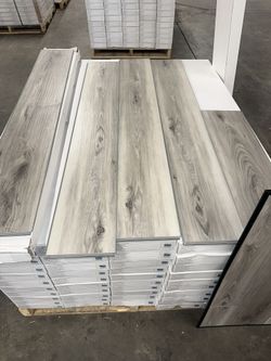 GREY LUXURY VINYL PLANK (HIGH QUALITY LVP)