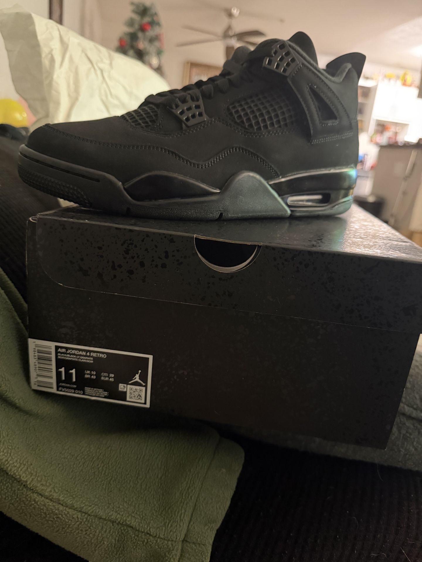 Jordan 4 black Cat 