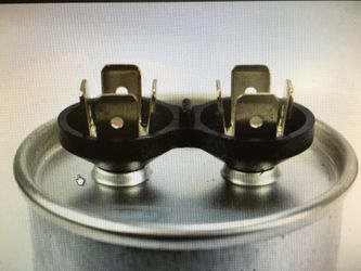 Pool motor capacitors