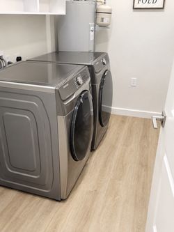 Samsung Electronic Washer & Dryer
