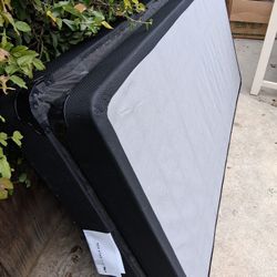 King Bed Box Springs