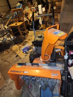 Snow blower Yardmax 24" two stage self propelled