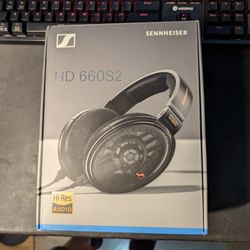 🎧 Sennheiser HD 660S2 Headphones – Refurbished by Sennheiser – Like New!
