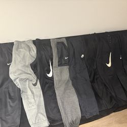 Nike men’s Dri-Fit running/workout pants