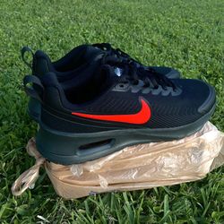 New Nike Air Max Shoes Mens Size 9.5
