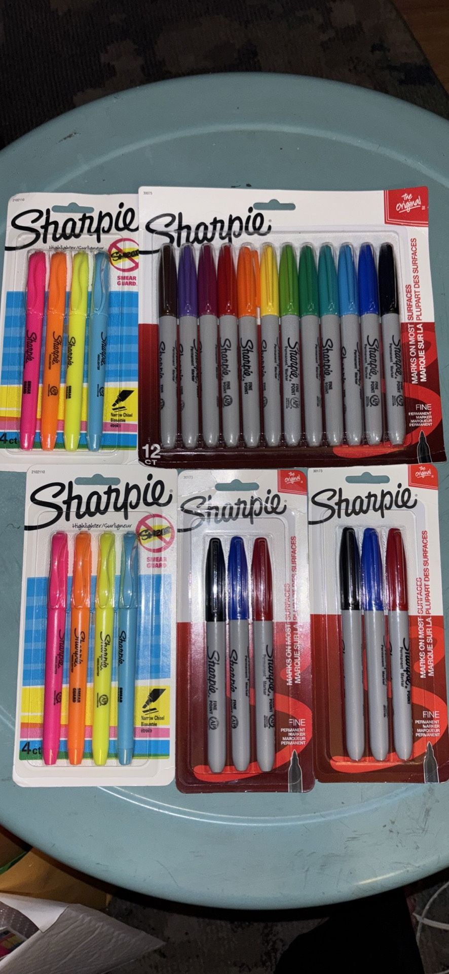 Bundle of sharpies (5 packs=26 pens)