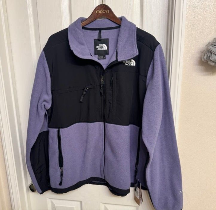 Brand new the north face men’s Denali jacket