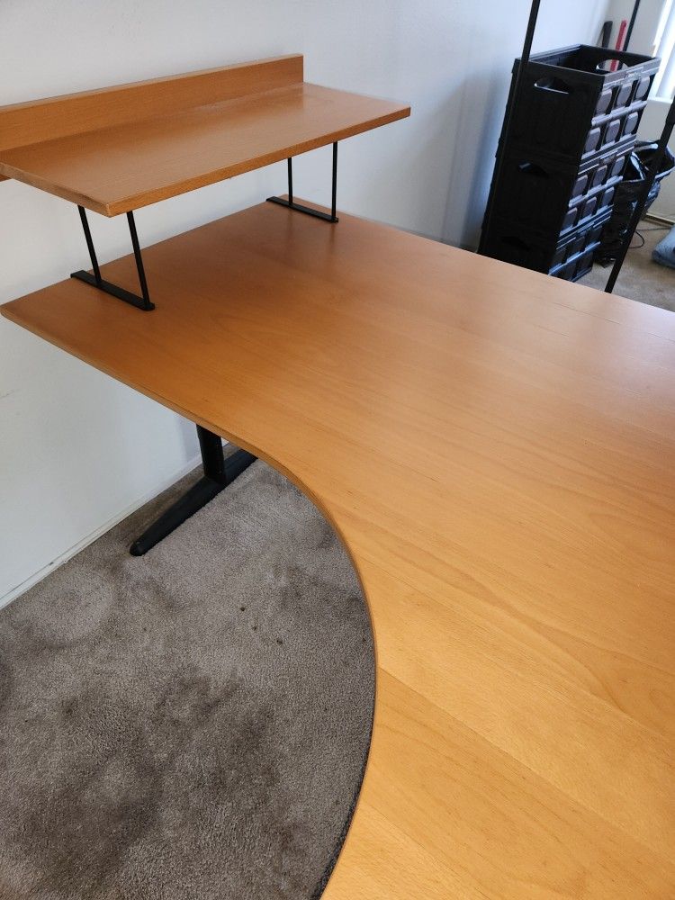 IKEA EFFEKTIV Desk And Base
