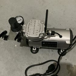 Airbrush compressor